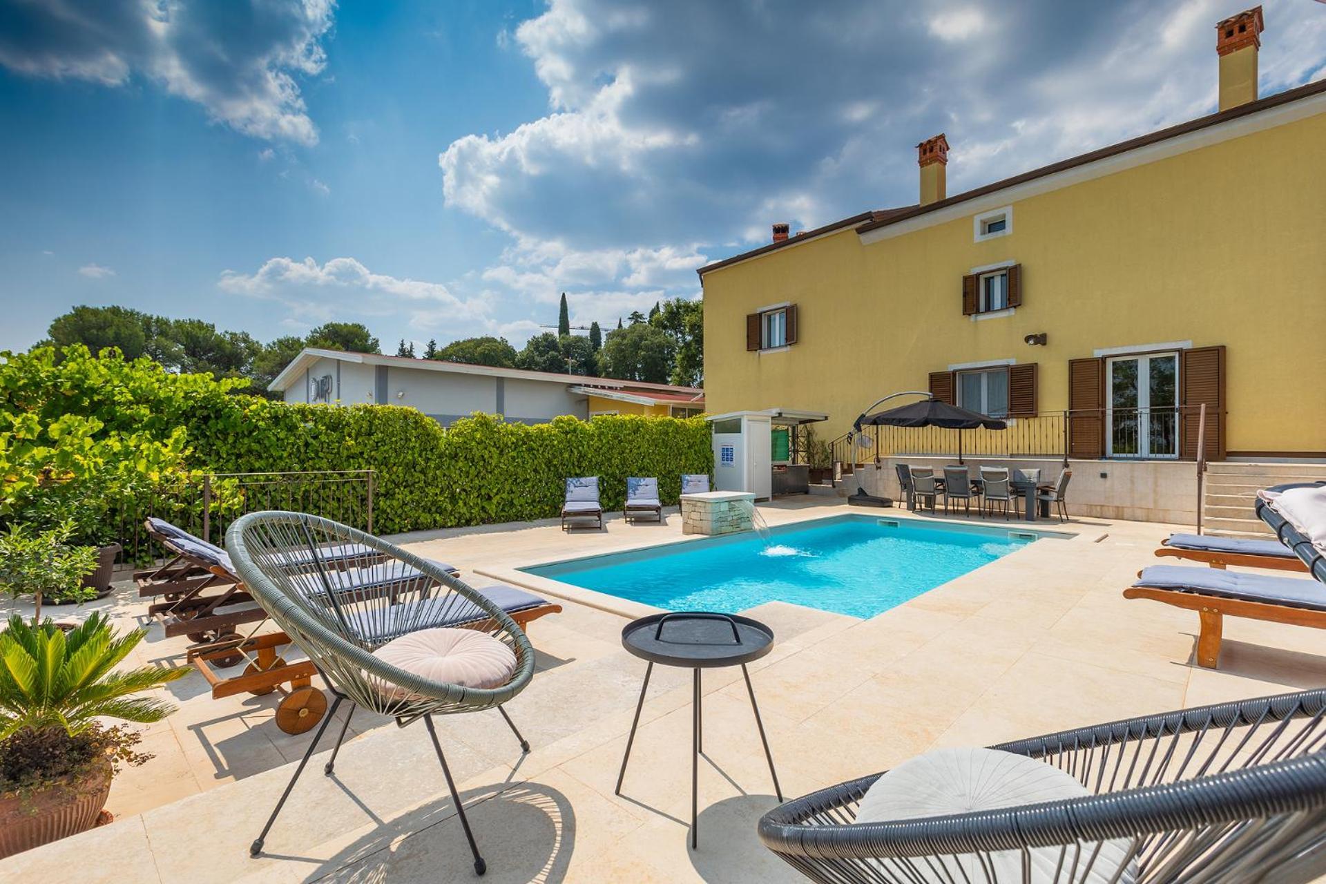 Villa Alberta Ровинско село Екстериор снимка
