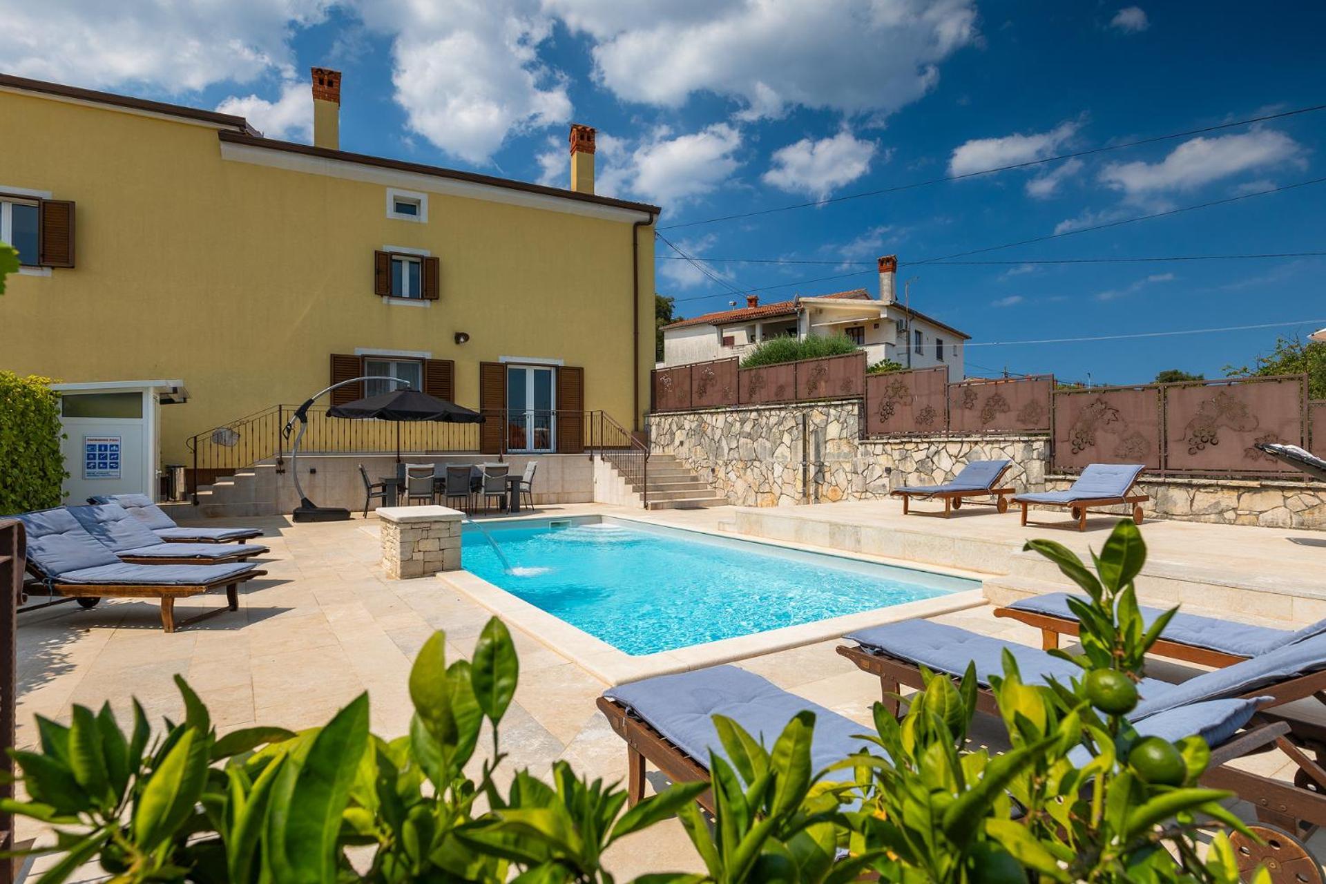 Villa Alberta Ровинско село Екстериор снимка